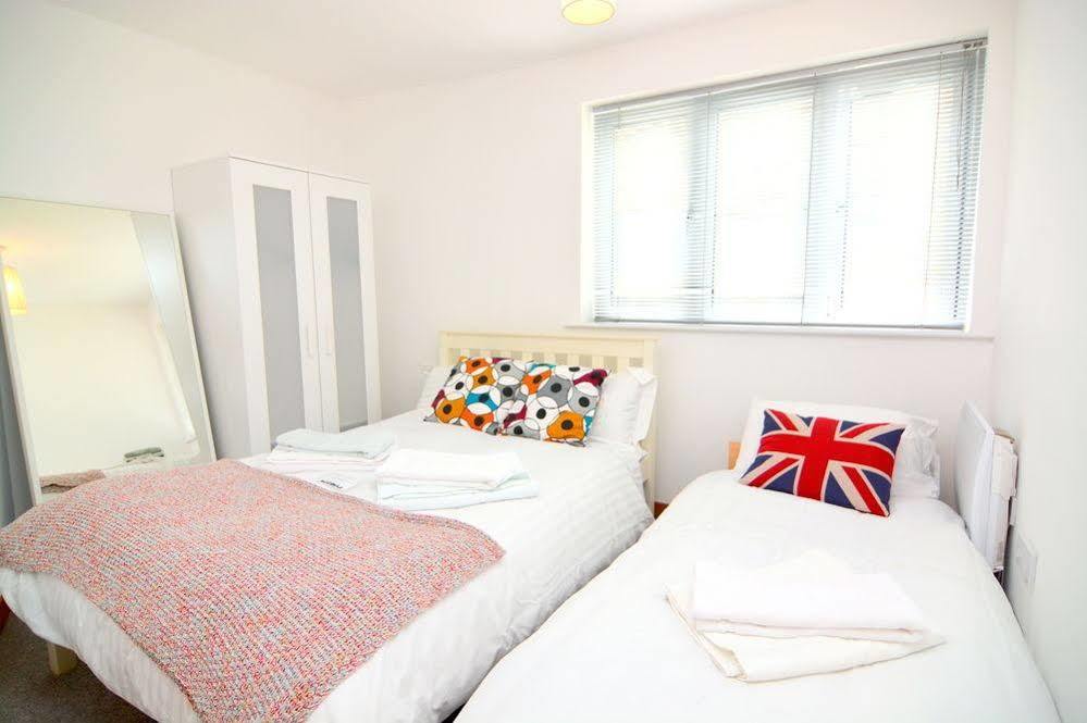 Apartment Wharf - Cuba Street Londra Esterno foto